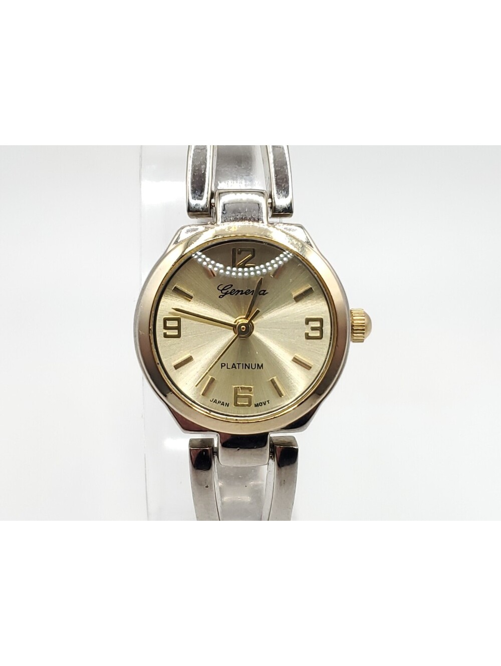 Geneva Platinum Quartz Womens Watch New Battery Two-Tone Gold Tone Dial 21mm